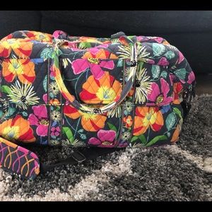 👜👜 Vera Bradley Grand Traveler Jazzy Blooms